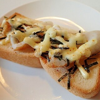 竹輪と刻み海苔とチーズのトースト